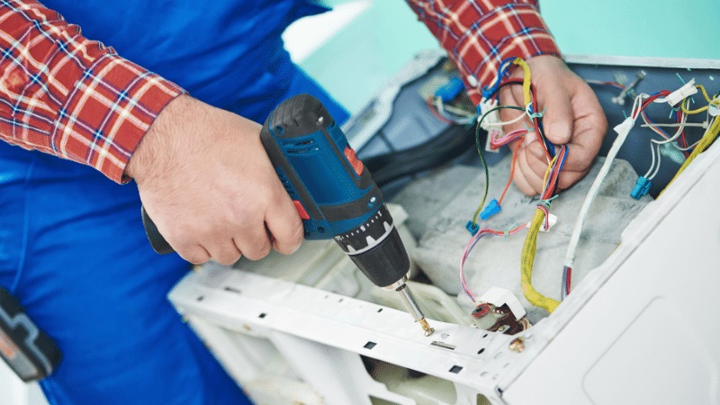 Kadıköy Beko Beko çamaşır makinesi kart tamiri – Su almama arızası orijinal parça ile giderildi. - Teknik servis örneği